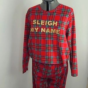 Sleigh my Name Holiday Women's Pajama set size XL